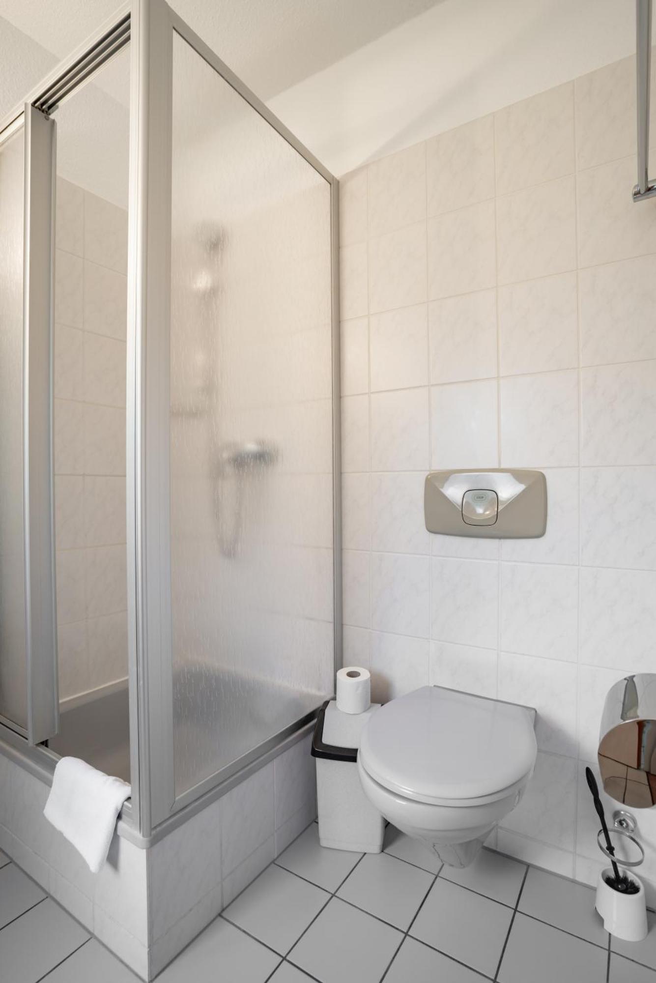 Waldhotel Schoeneiche -Self Check-In- Εξωτερικό φωτογραφία